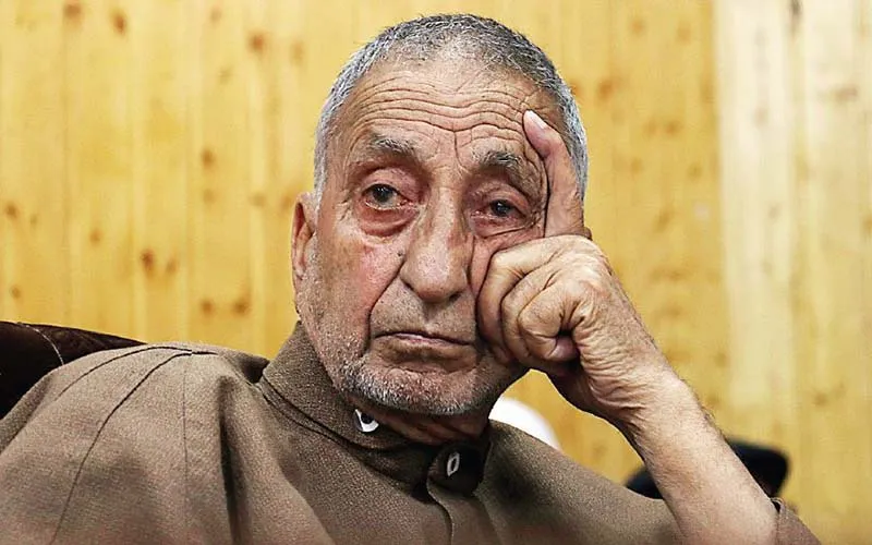 Funeral of Prof Abdul Gani Bhat in Sopore